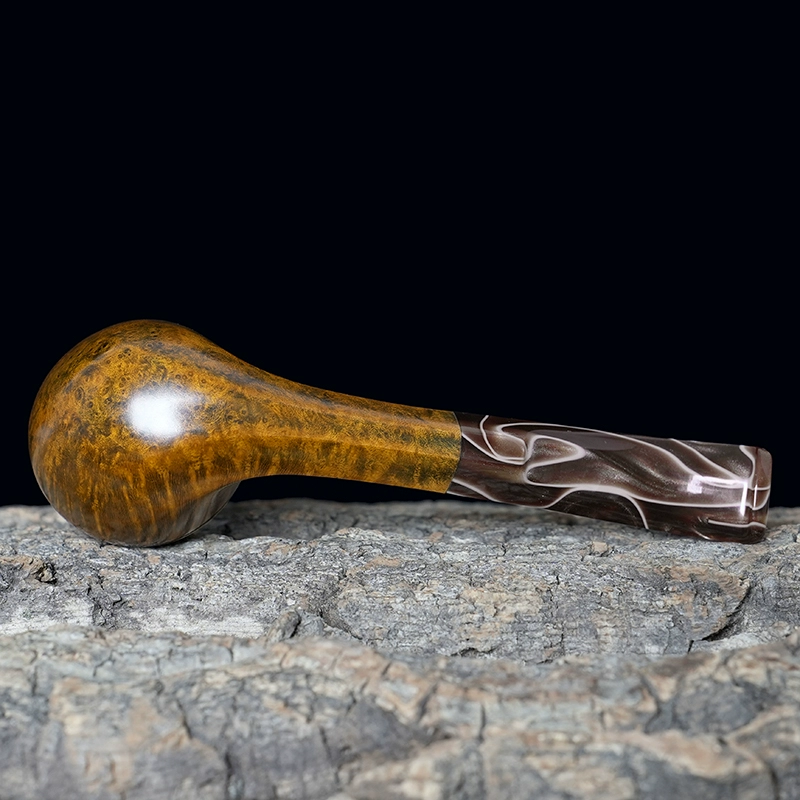 gebogene Bulldog-Pfeife gebogene Bulldog-Pfeife